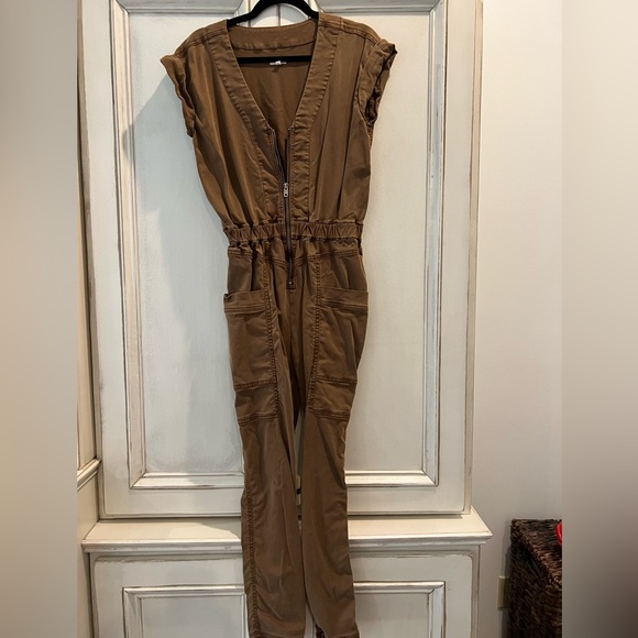 Splendid x MLL (Mary Lawless Lee) Collab - Utility Jumpsuit XS - Picture 2 of 2